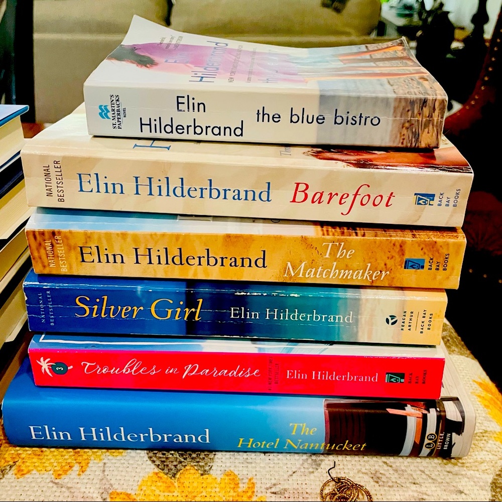 6 book bundle of summer beach fiction by Elin Hilderbrand, gently used.